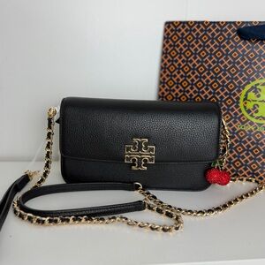 NWT Tory Burch Britten Chain Wallet Wristlet